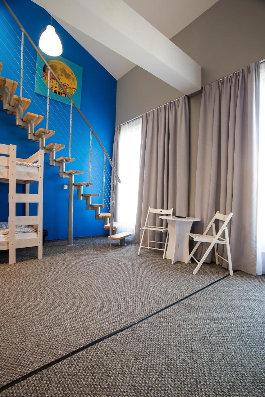 Moon Hostel بوزنان المظهر الخارجي الصورة