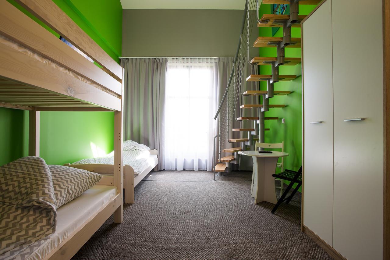 Moon Hostel بوزنان المظهر الخارجي الصورة